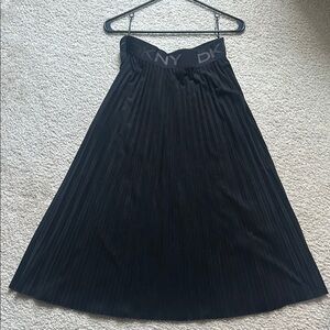 DKNY Black Pleated Women's Skirt